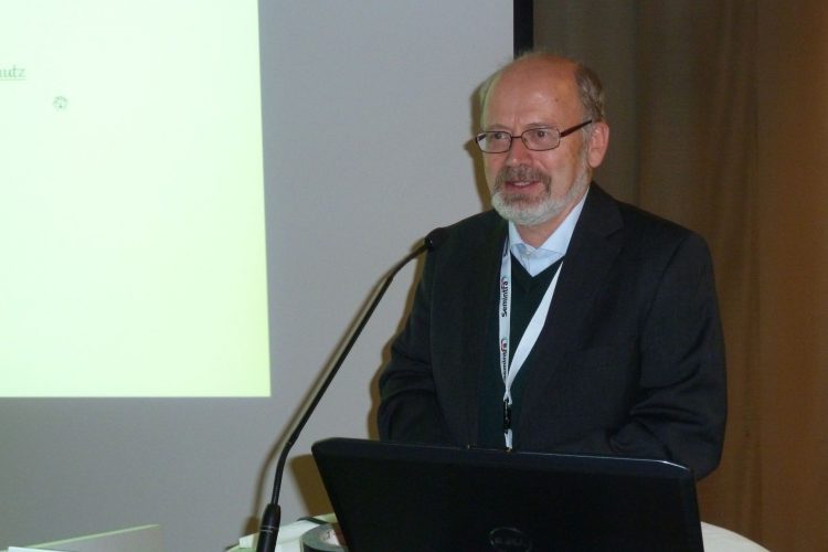 Dr. Andreas Hoffmann
