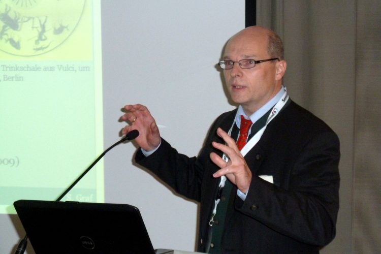 Dr. Siegfried Graf