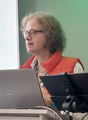 Dr. Hildegard Jung